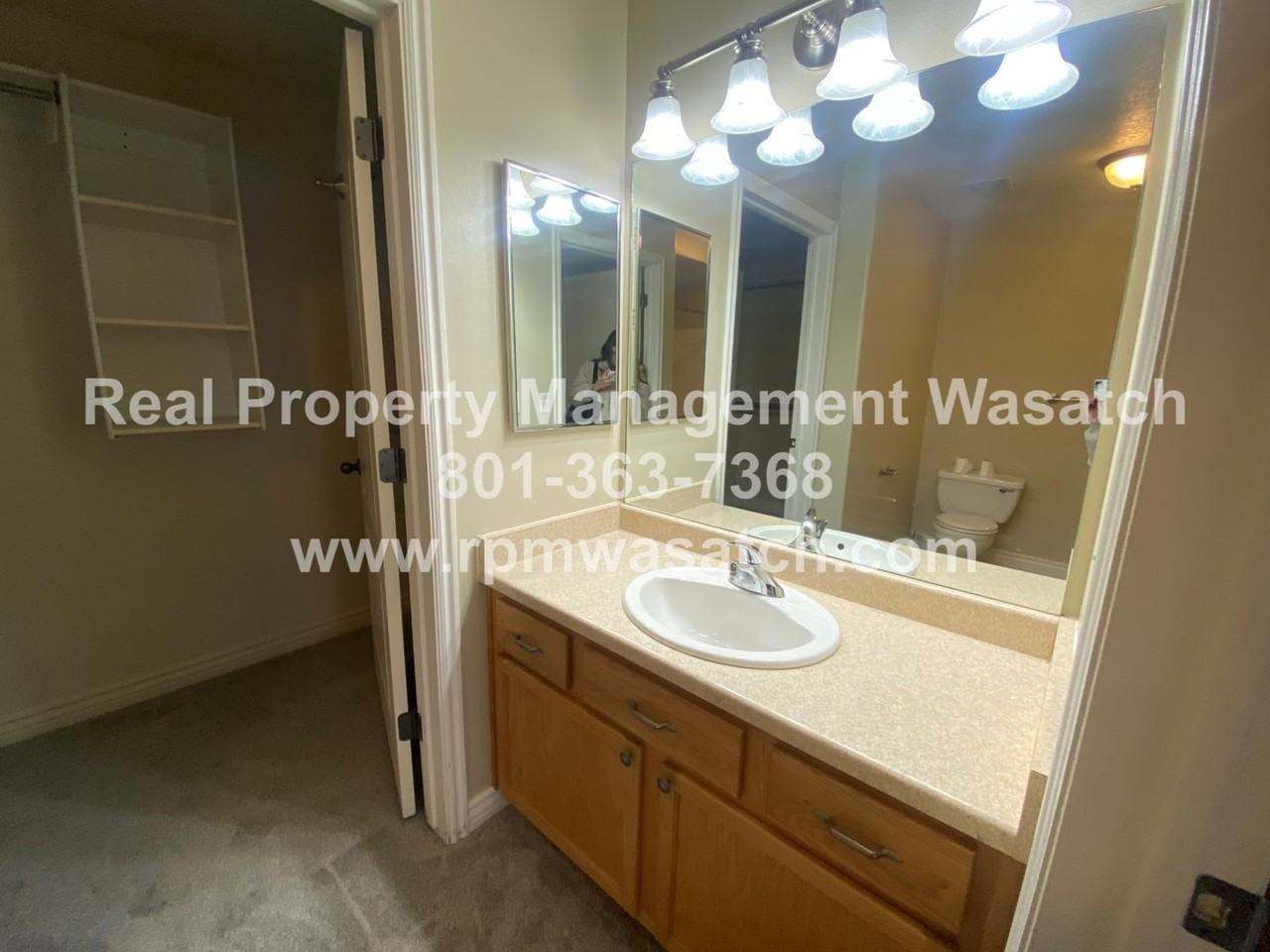 14051 S Bridgeview Ct - Photo 7 of 25