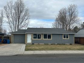 3201 Sw Quartz Ave - Photo 1 of 1