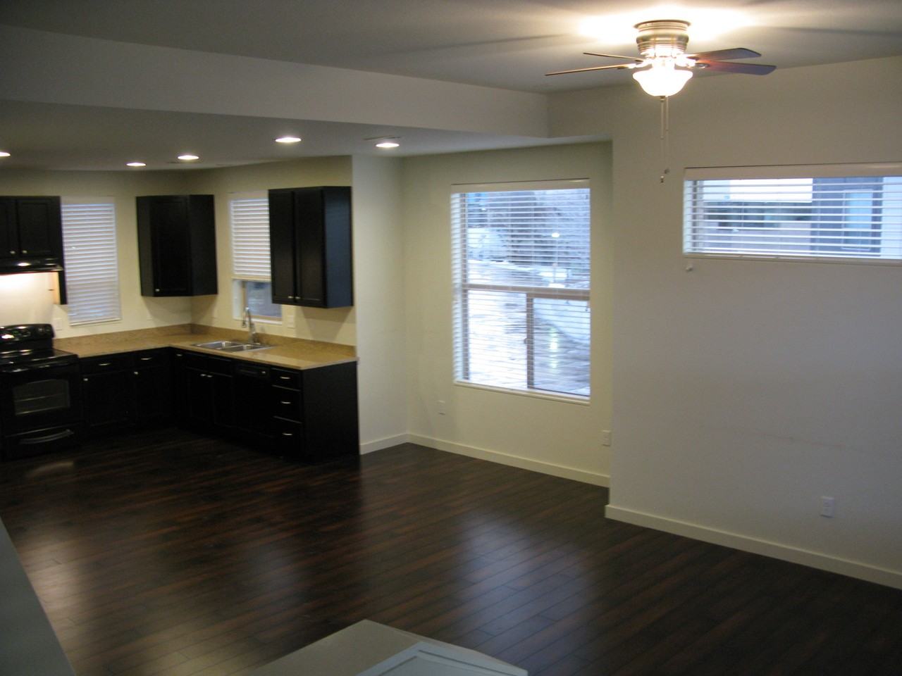 2420 Uinta St - Photo 3 of 27