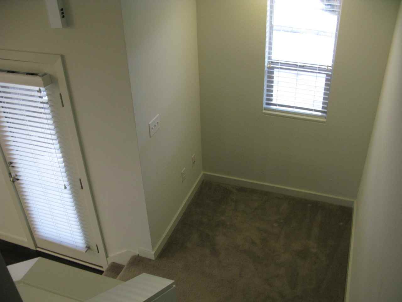 2420 Uinta St - Photo 5 of 27