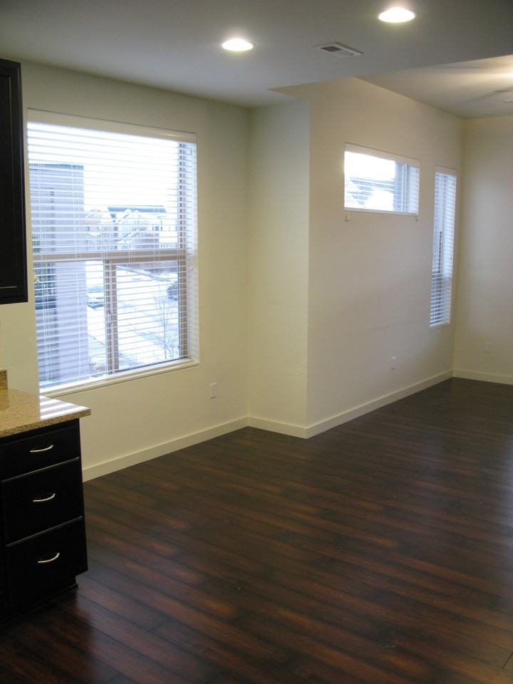2420 Uinta St - Photo 6 of 27