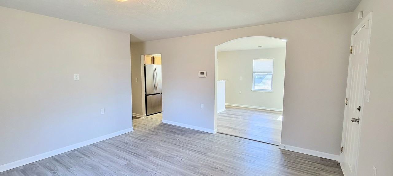 41 Meldon Ave Se - Photo 2 of 26