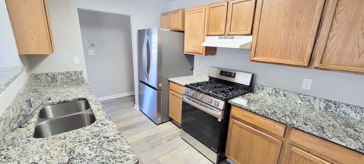 41 Meldon Ave Se - Photo 7 of 26