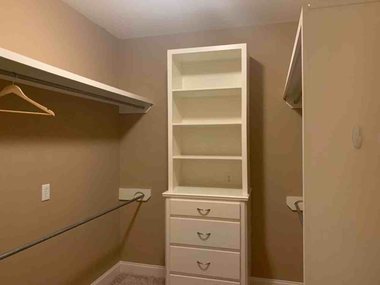 2502 Chase Ct - Photo 3 of 17