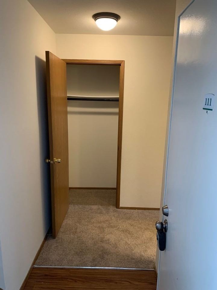 20301 19th Ave Ne #111 - Photo 3 of 29