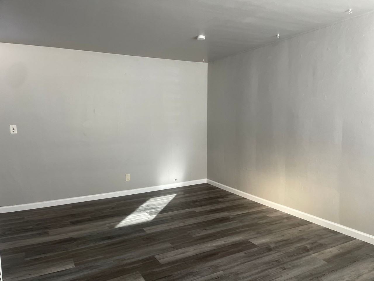 247 6th St #2 - Photo 2 of 8