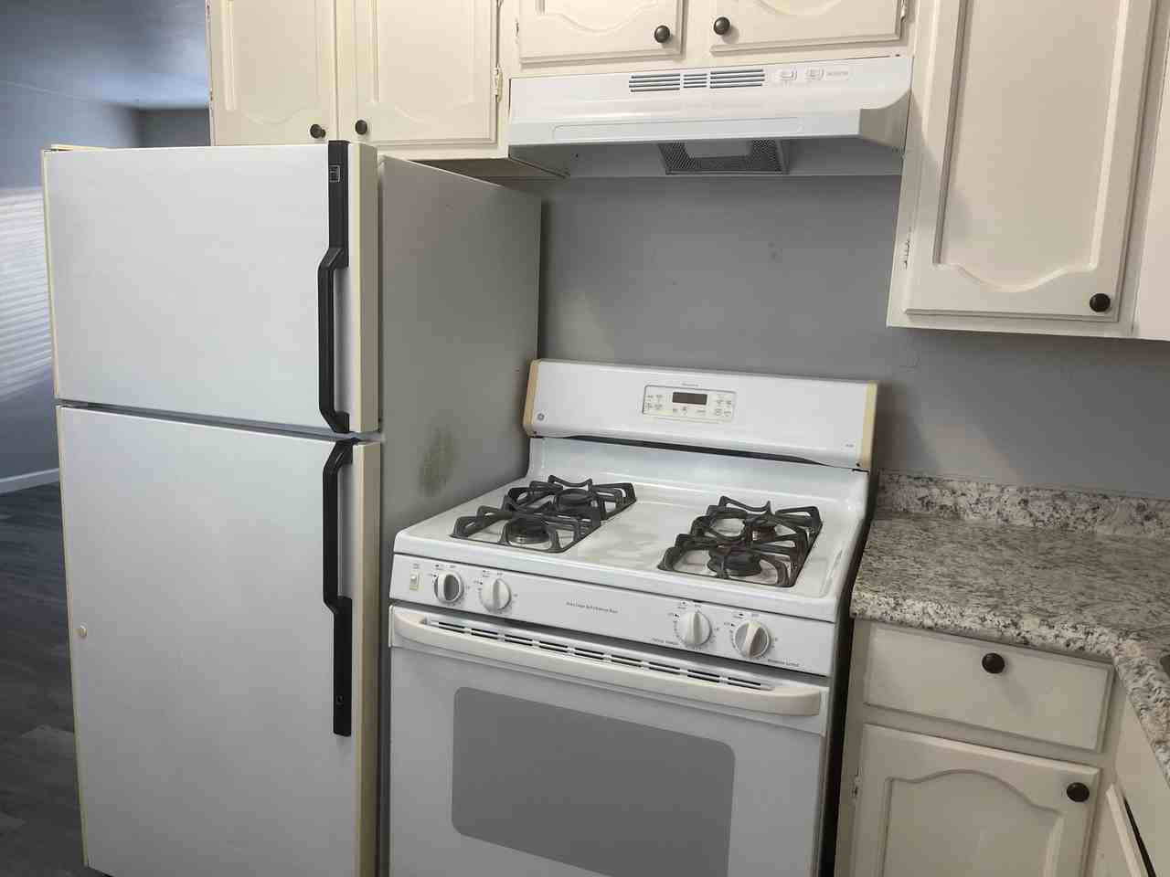 247 6th St #2 - Photo 4 of 8