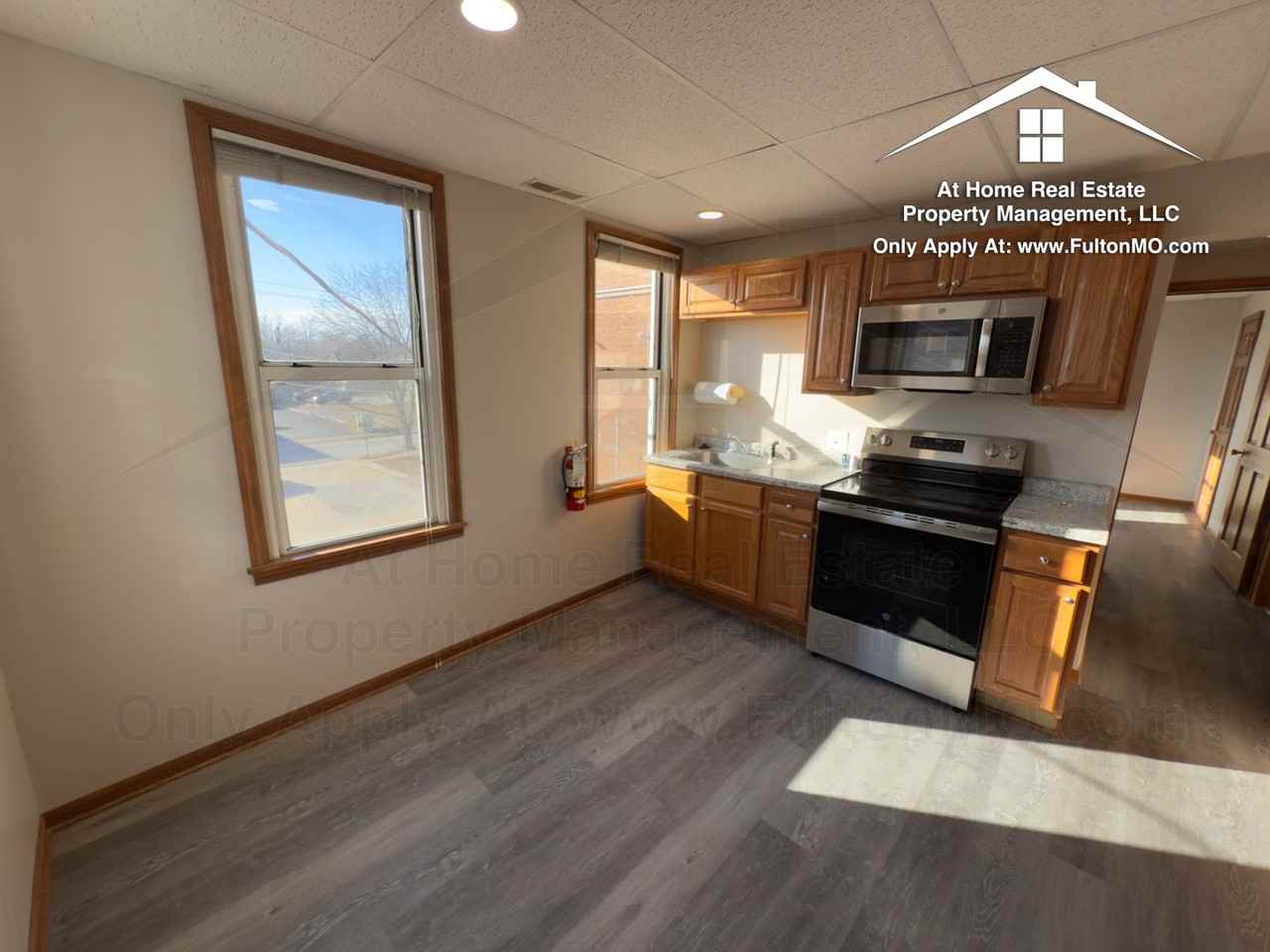 603 Court St - Photo 3 of 20