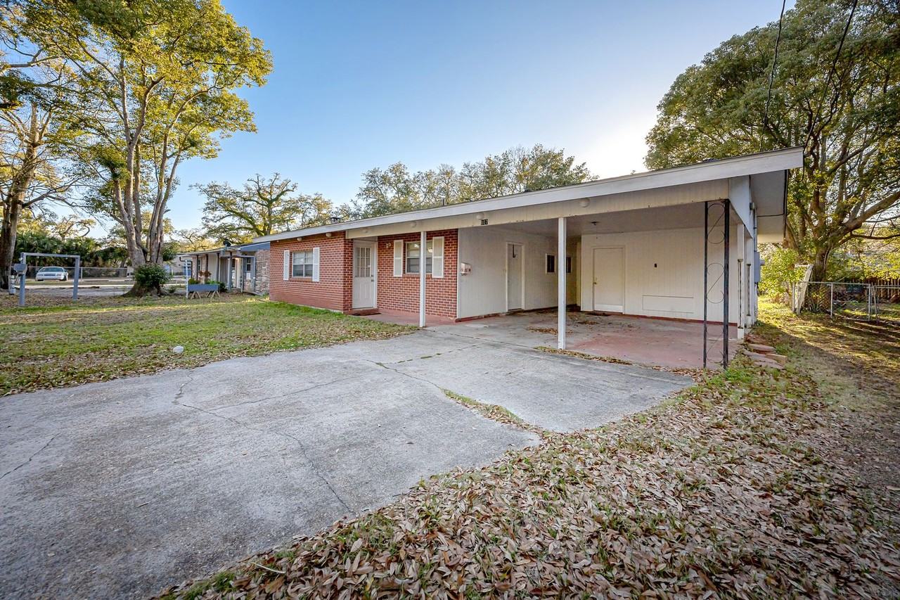 807 Market St - Photo 2 of 39