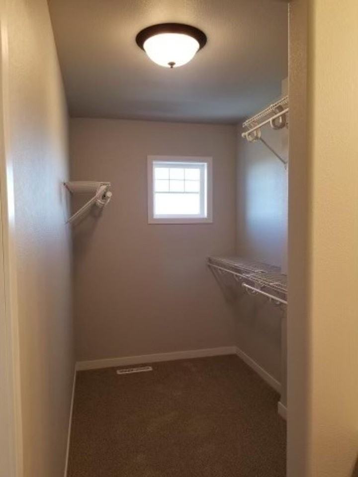 160 3rd Ave Sw - Photo 2 of 9