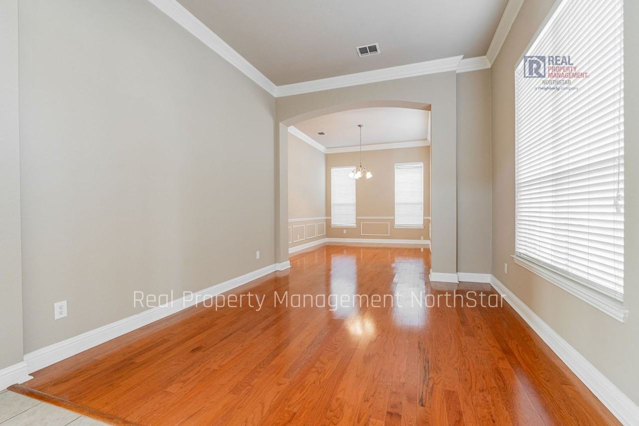 1440 Misty Cv - Photo 6 of 50