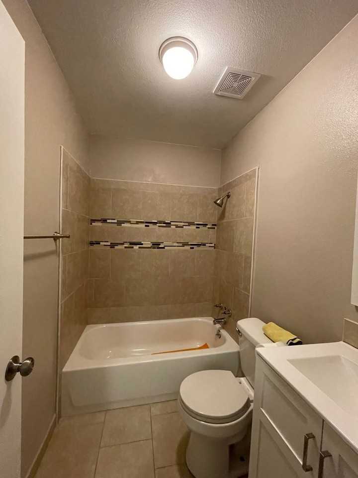 119 E Amador St - Photo 2 of 22