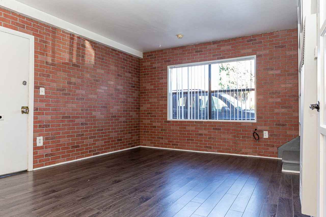 Townhome style apartments in up - Photo 3 of 14