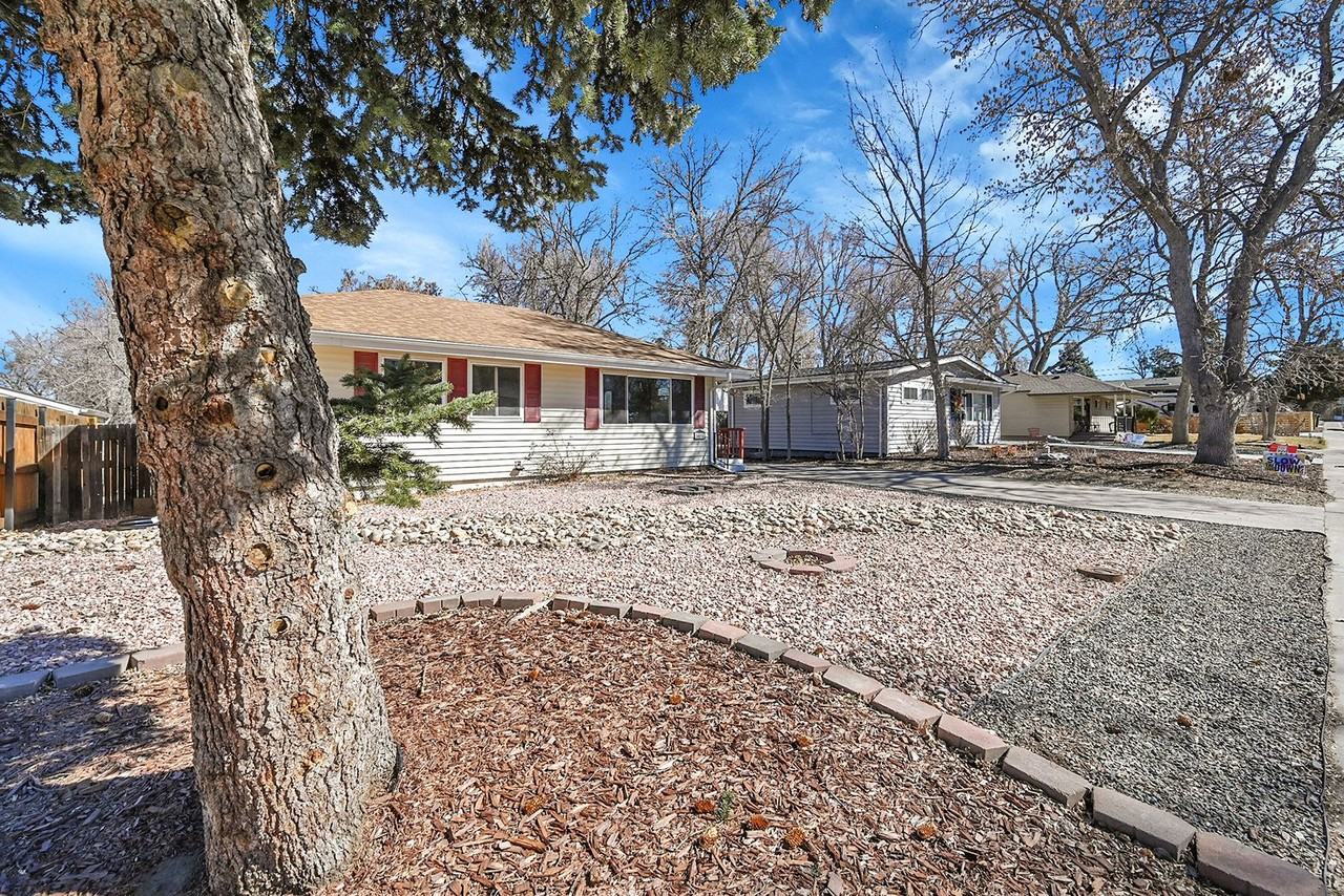 5635 Nebraska Way - Photo 4 of 31