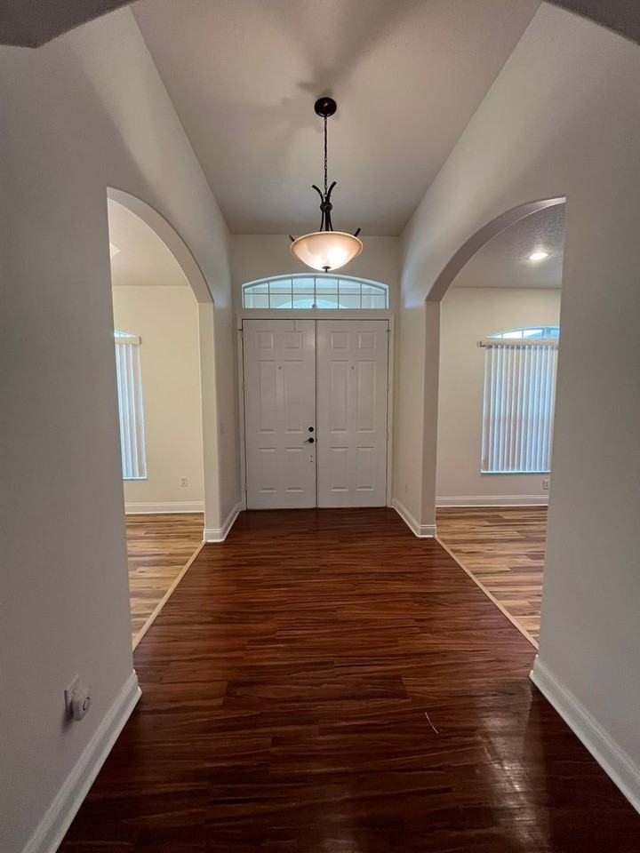 316 W Wason St - Photo 3 of 30