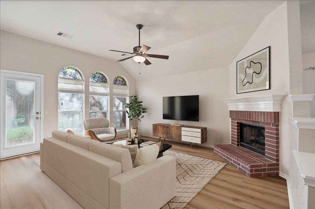409 Carismatic Ln - Photo 4 of 18
