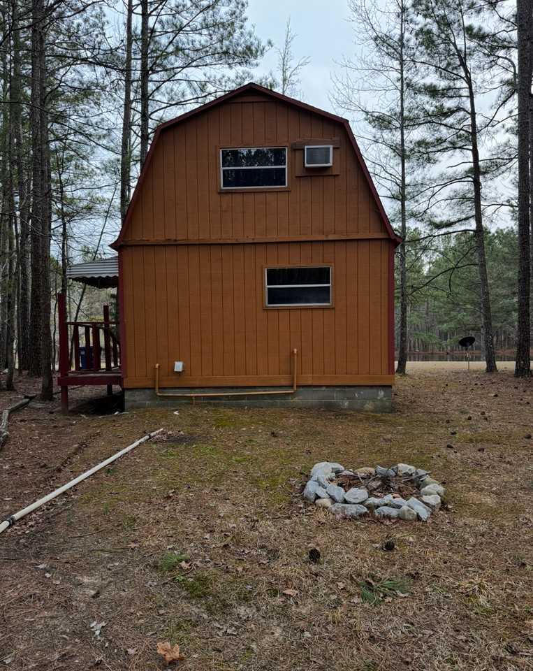 355 Estes Rd - Photo 2 of 11