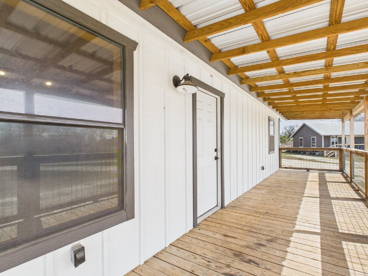 133 Hill Country Cabin Ln - Photo 2 of 15