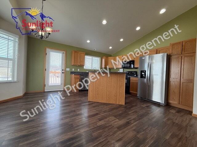 503 Santa Fe Dr - Photo 3 of 17