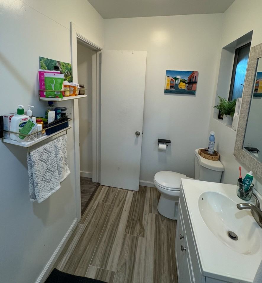 1938 S Garth Ave #3 - Photo 6 of 8