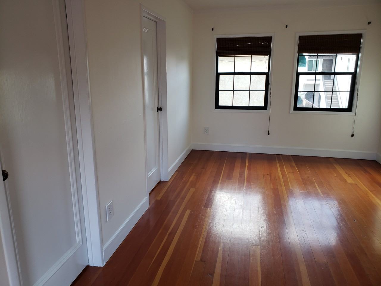 1022 N Parish Pl - Photo 3 of 26