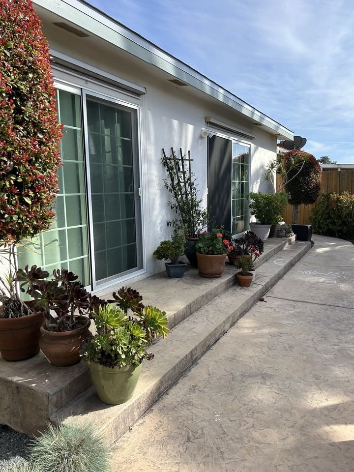 4192 Ashford St #NA - Photo 4 of 21