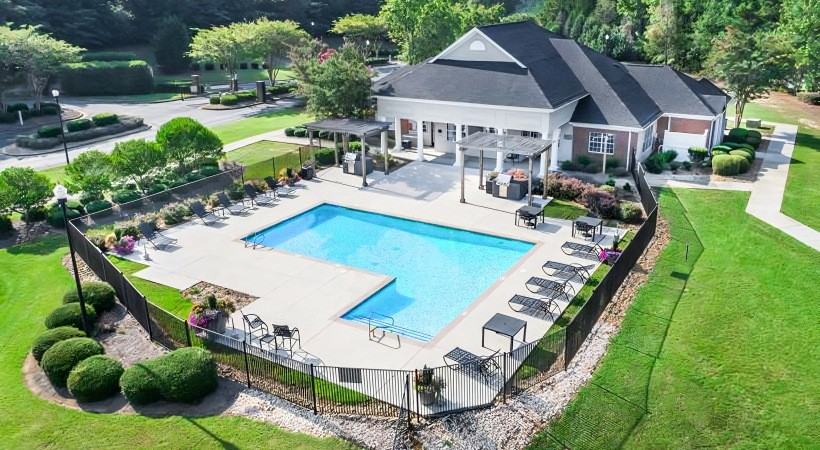 The Otis - Photo 4 of 42