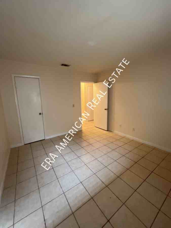 68 Twin Trees Drive - Photo 6 of 9