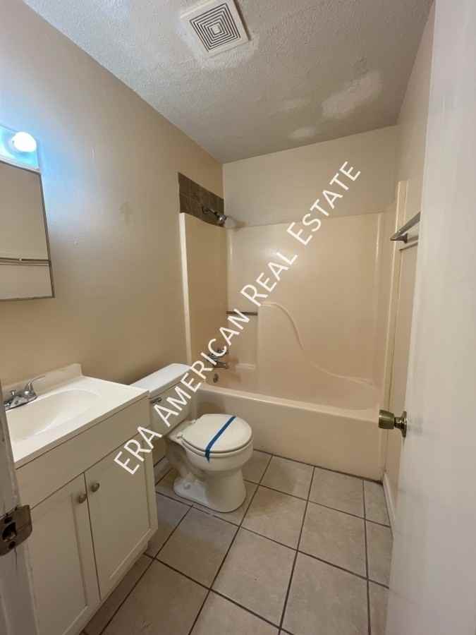 68 Twin Trees Drive - Photo 7 of 9