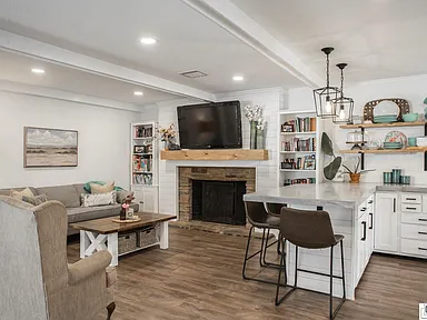 2701 Huntington St - Photo 4 of 13