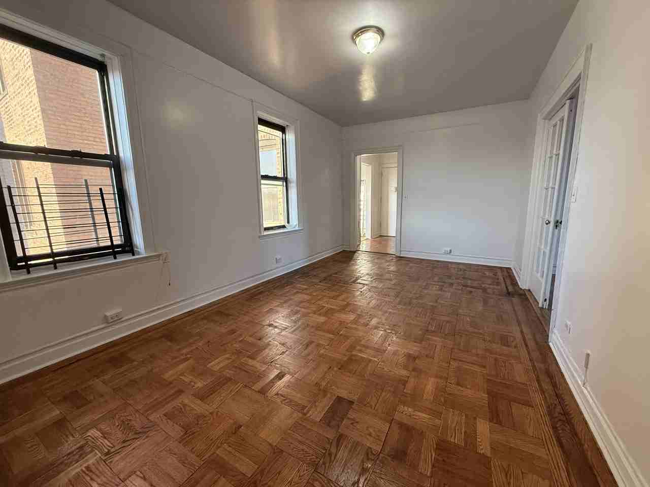 3113 Roberts Ave - Photo 2 of 13