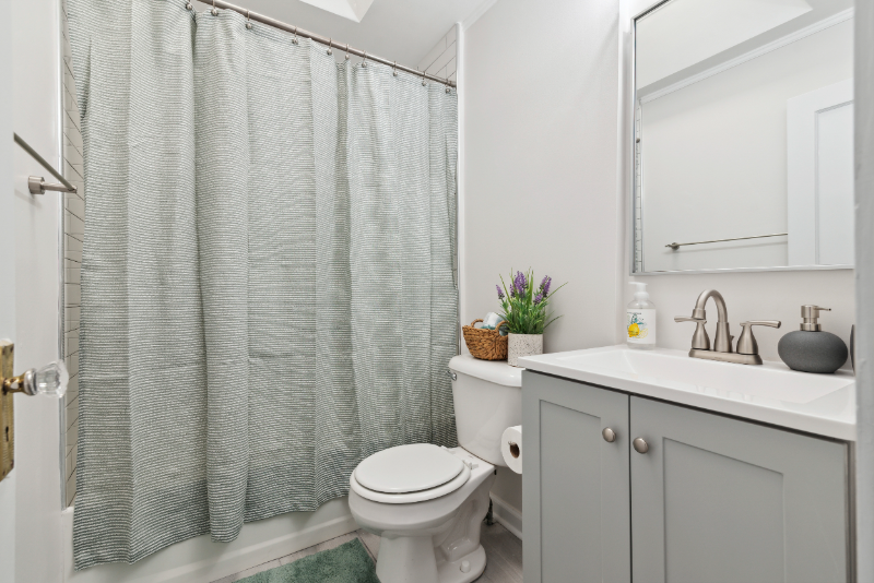 4241 Aldine Street #2ndFL - Photo 2 of 8