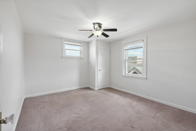 4241 Aldine Street #2ndFL - Photo 5 of 8