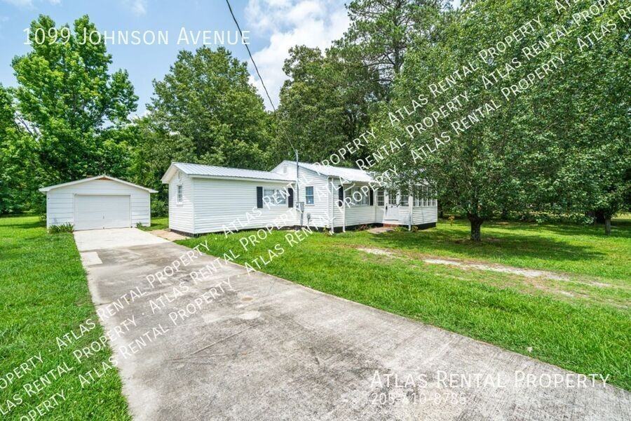 1099 Johnson Ave - Photo 3 of 24