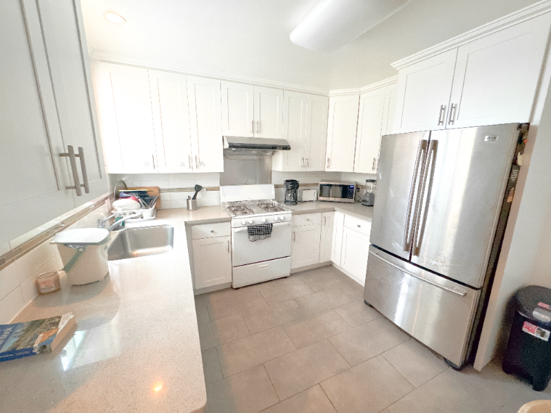2379 18th Ave #94116 - Photo 3 of 20