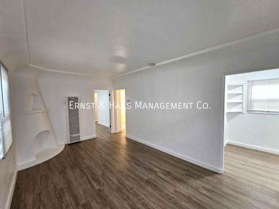 824 Belmont Ave - Photo 4 of 12