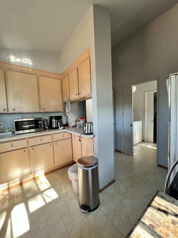 943 East Duane Avenue #2L - Photo 6 of 8