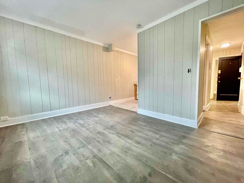 230 Main St - Photo 3 of 8