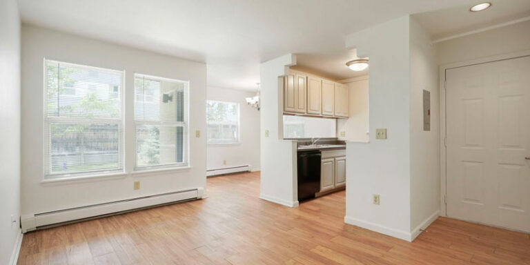 1946 Walnut St #A - Photo 2 of 9