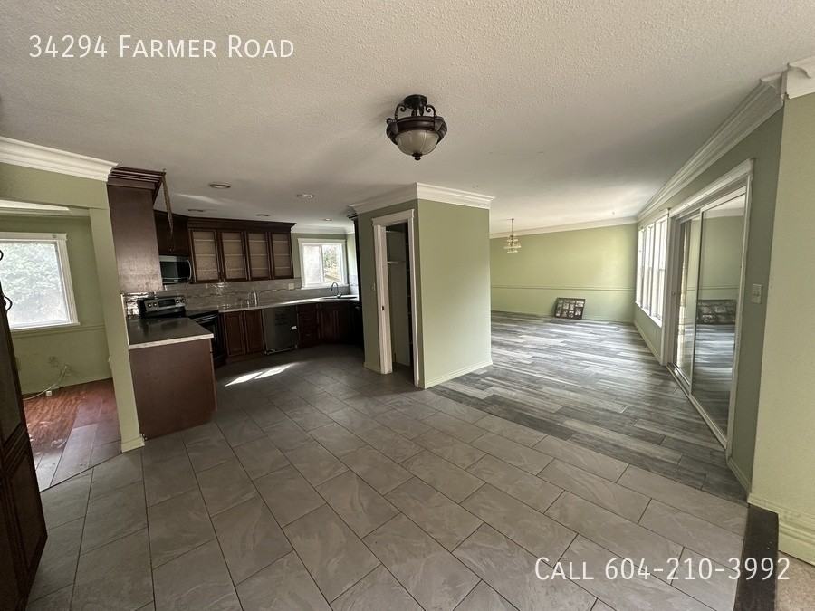 34294 Farmer Rd - Photo 3 of 18