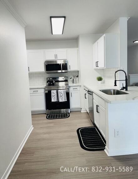 15015 Brundage Dr #LVA1 - Photo 2 of 13