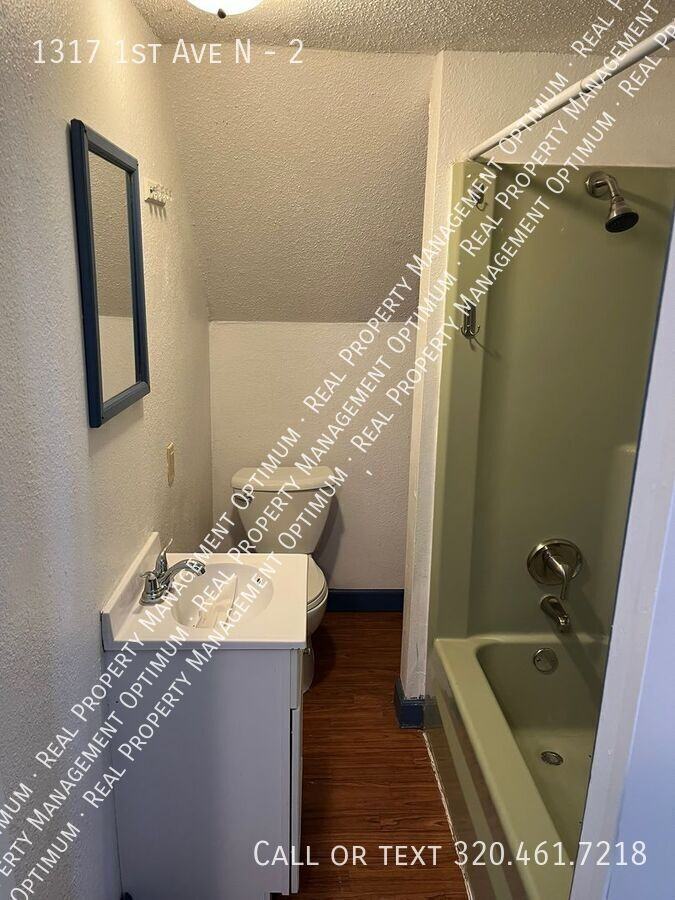 1317 1st Ave N #2 - Photo 7 of 20