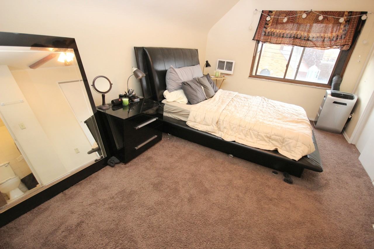 ATWOOD ST -- 164 - Photo 6 of 27