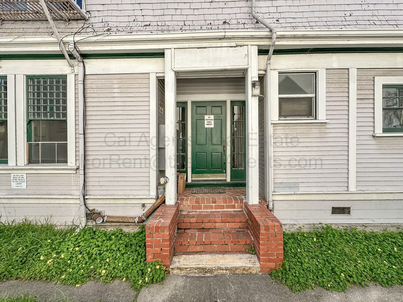 2710 Haste St - Photo 6 of 13