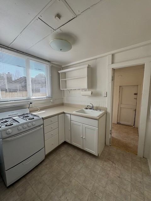 251 Miller Ave - Photo 7 of 33