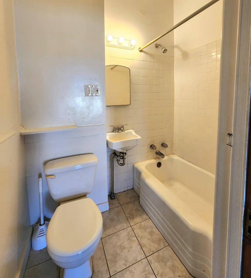 449 State Street - Photo 3 of 7