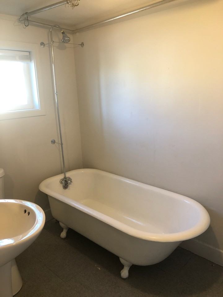 1328 W DEAN AVE - Photo 7 of 9