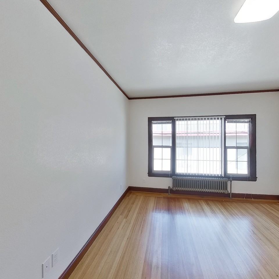 Studioville - Photo 6 of 17