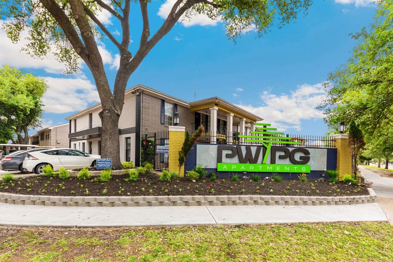 Parkway And Parkgreen On Bellaire - Photo 3 of 26