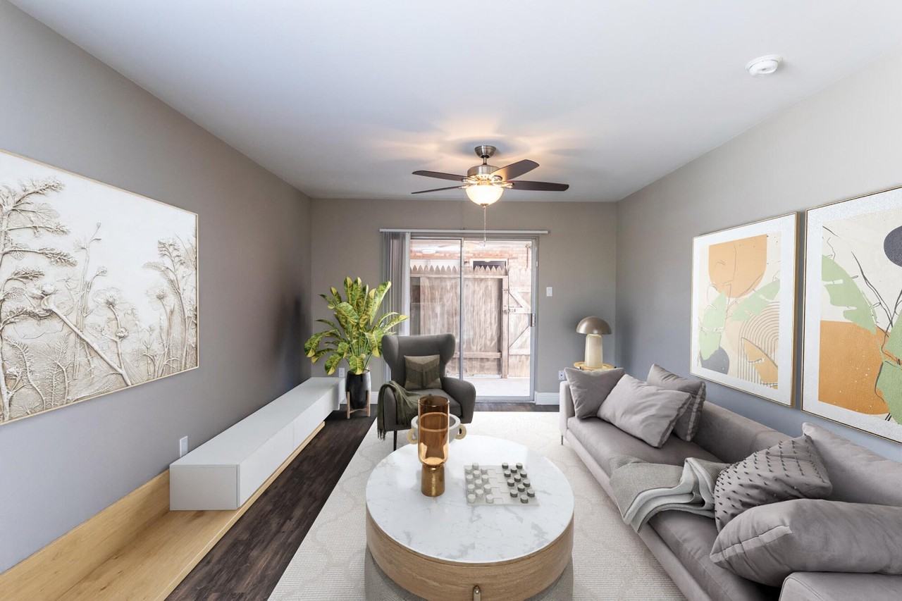 Stratford House Apartments - Photo 3 of 25